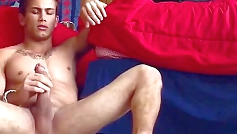 amateur gym guy rams his meatier cock jerking her out