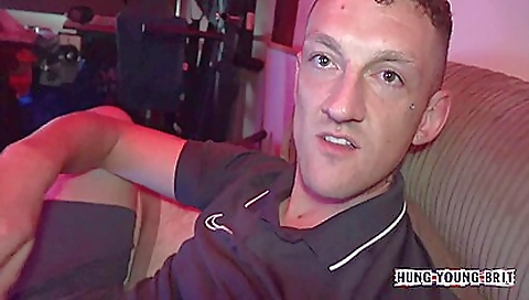 Military officer deepthroat fucking in bed 3d video