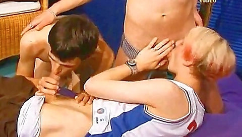 Blonde amateur likes getting two cocks in her pussy