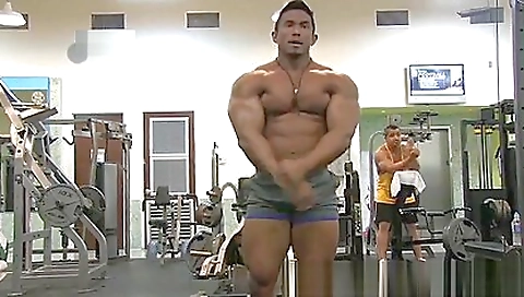 Asian bodybuilder with a fat ass and sexy smilesticks