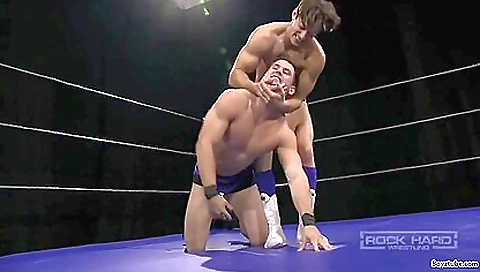 Amateur girl fucked in various positions in fetish wrestling