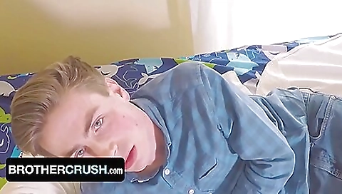 Bareback sex with stepbrother in amateur porn video 1